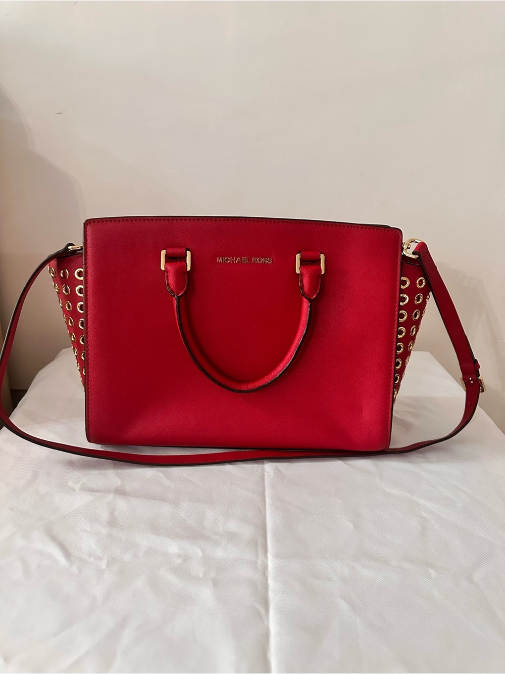 MICHAEL KORS Red Leather Satchel with Gold Tone Hardware